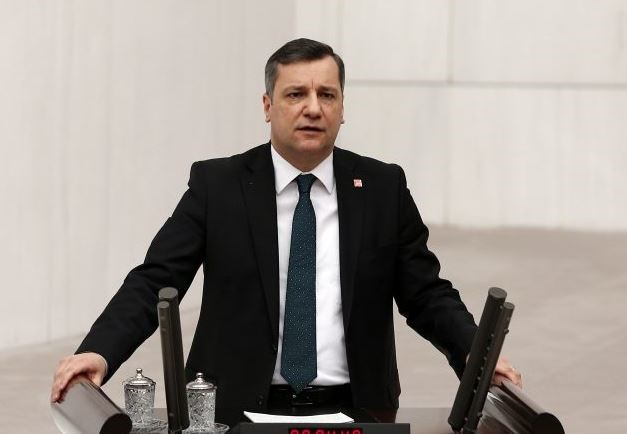 ÖZGÜR CEYLAN’IN CUMHURİYET HALK PARTİSİ’NİN 97. KURULUŞ YILDÖNÜMÜ MESAJI