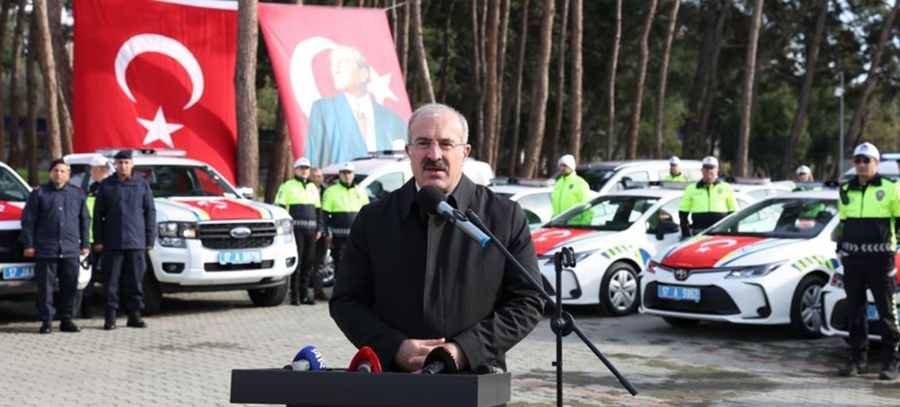 GÜVENLİK GÜÇLERİMİZE YENİ ARAÇLAR TESLİM EDİLDİ