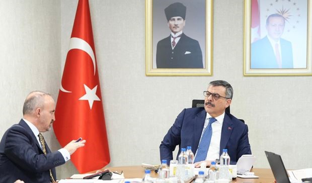 HUKUK HİZMETLERİNDE GÜÇLÜ KOORDİNASYON